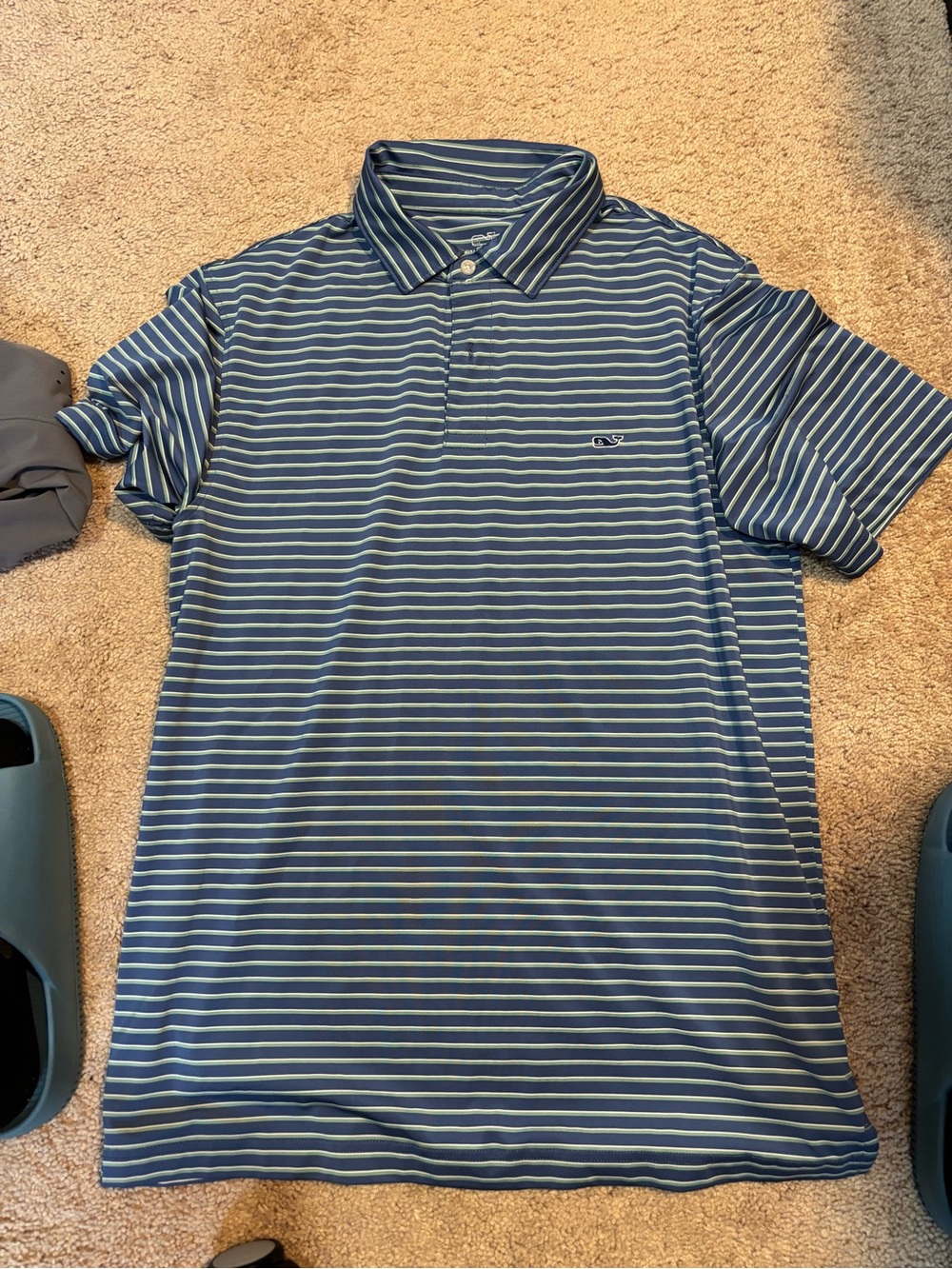 Vineyard VinesMen's Blue Striped Polo Shirt - Classic Performance Style